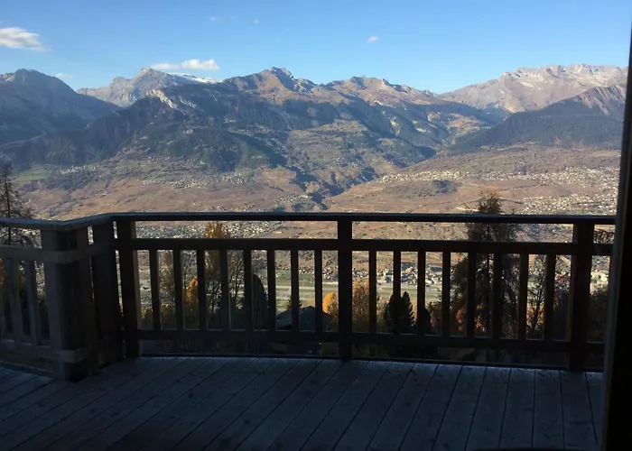 아파트 Lovely With Mountain Views 베이소나츠