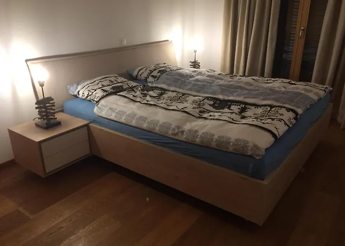 Lovely With Mountain Views *