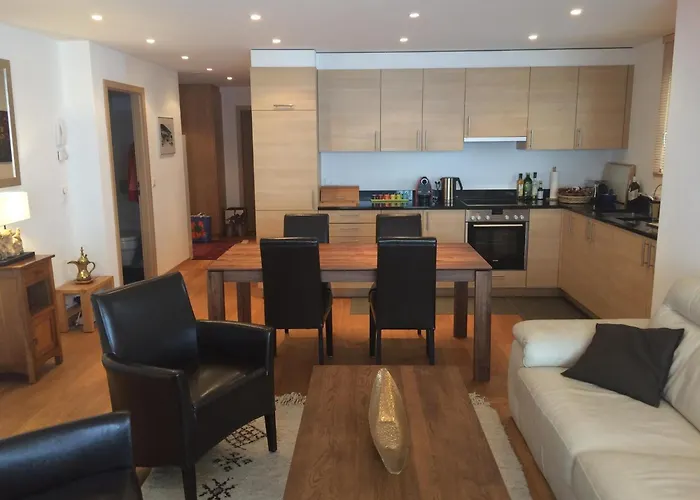 Apartman Lovely With Mountain Views *